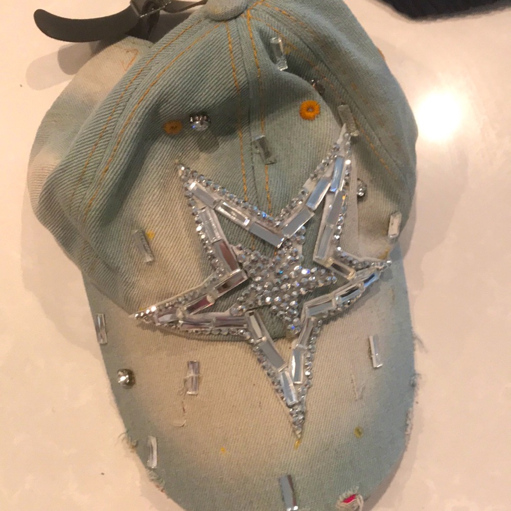 Hat fashion queen
